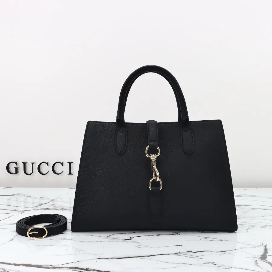 GUCCI_구찌_인터로킹_토트백_데일리백_806205.JPG