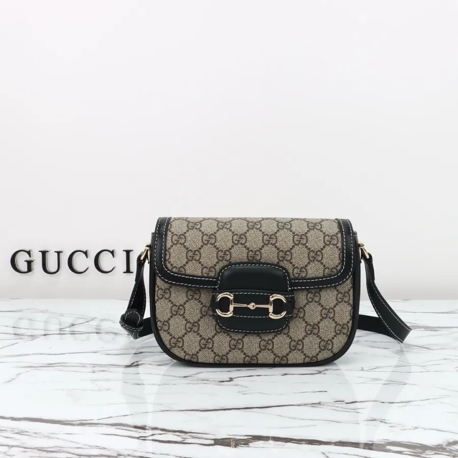 GUCCI_구찌_Horsebit_숄더백_여성데일리백_#815205.JPG