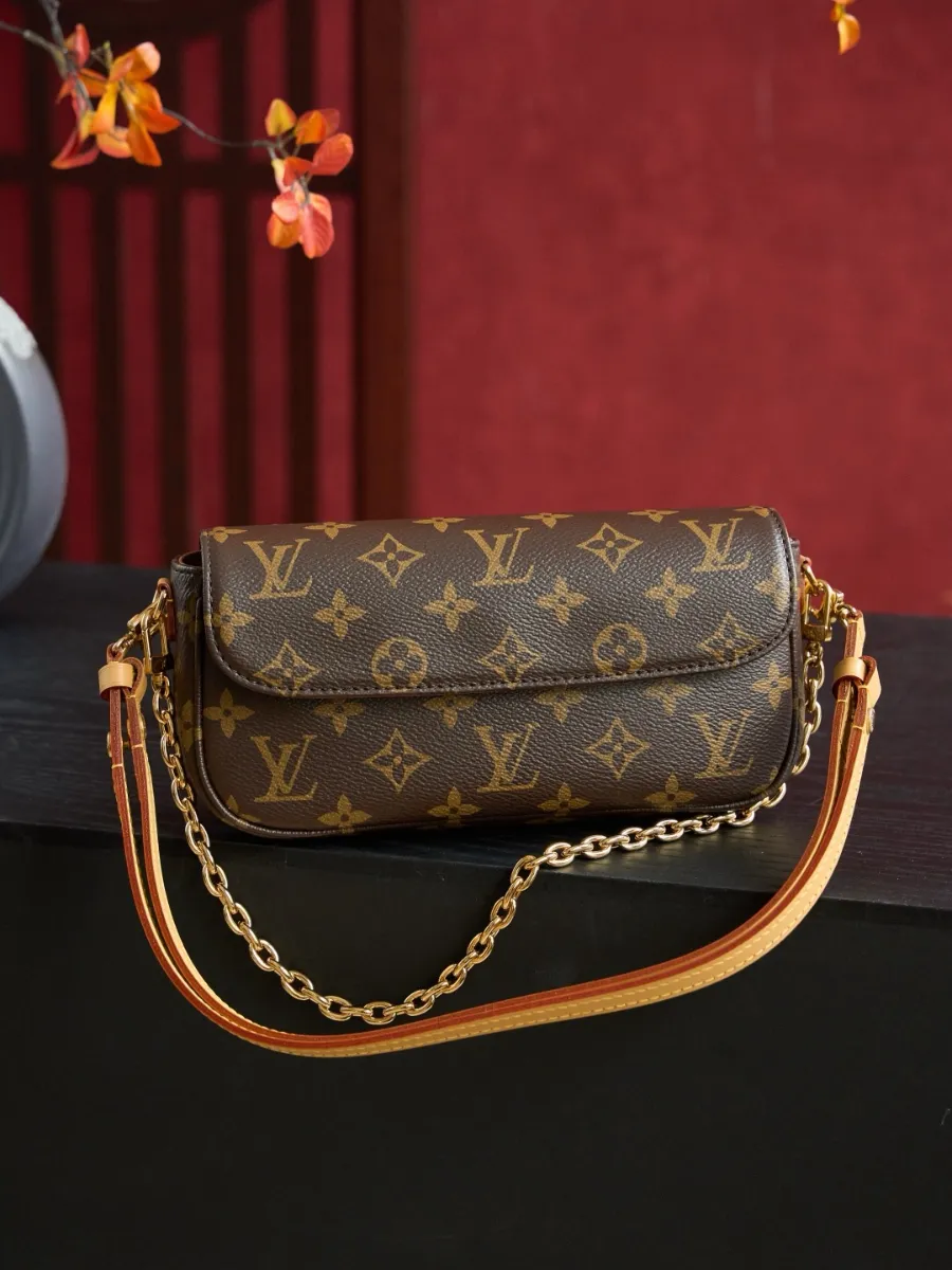 LOUISVUITTON_루이비통_WALLET_숄더백_데일리백_M81911.JPG