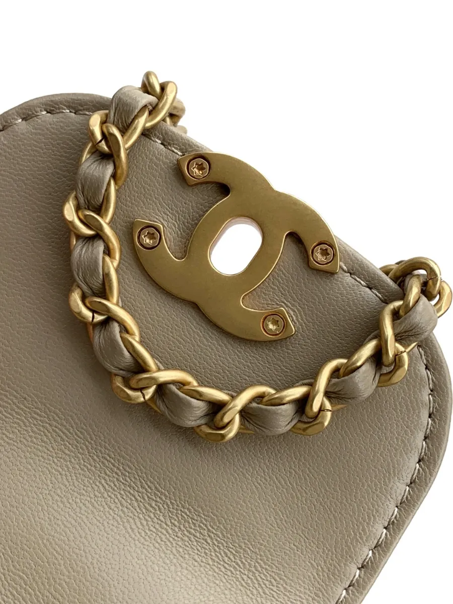 chanel_lambskin_kellybag_as4416_detail_03.jpg