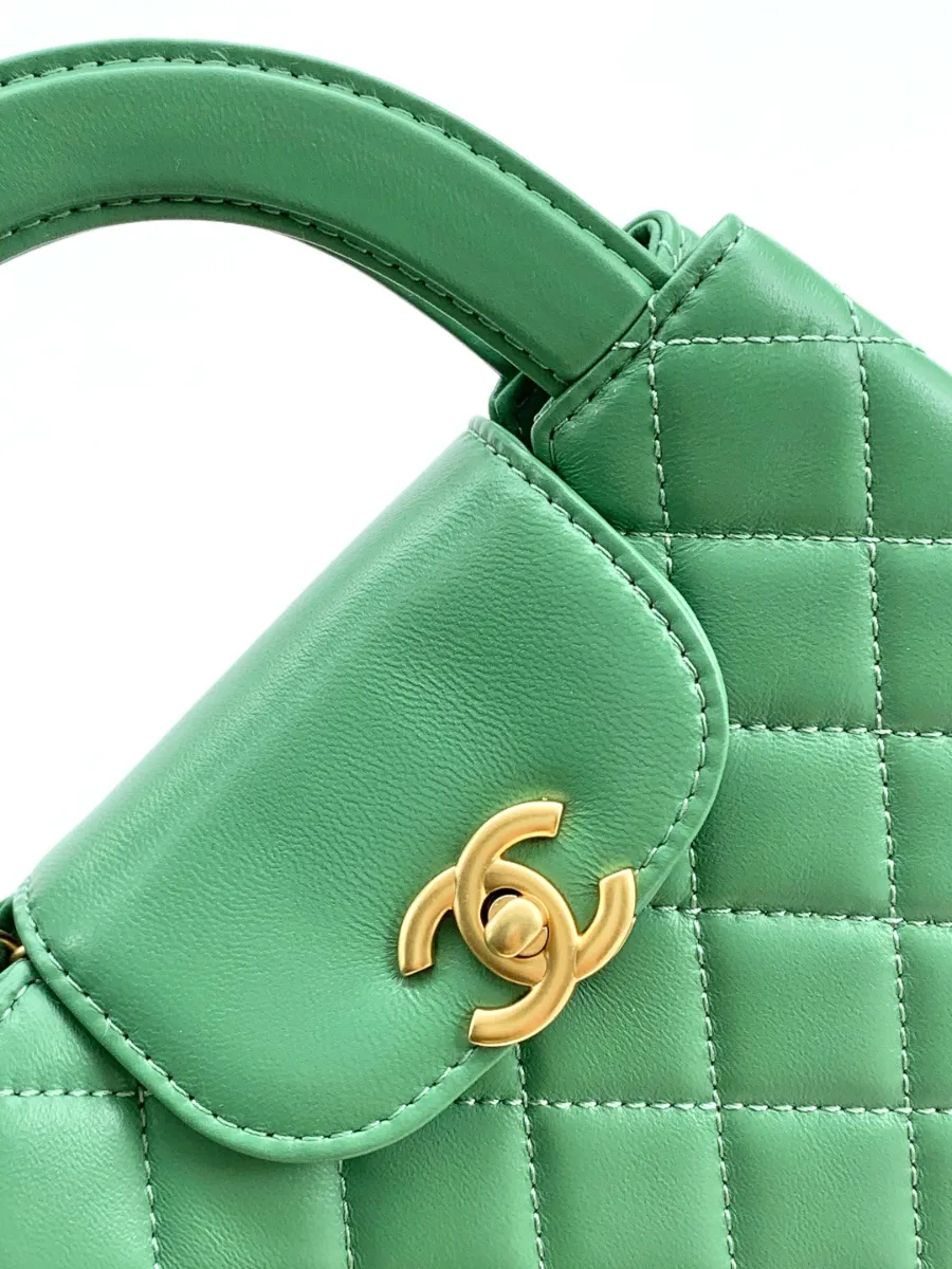 chanel_calfskin_kellybag_as4416_detail_02.jpg