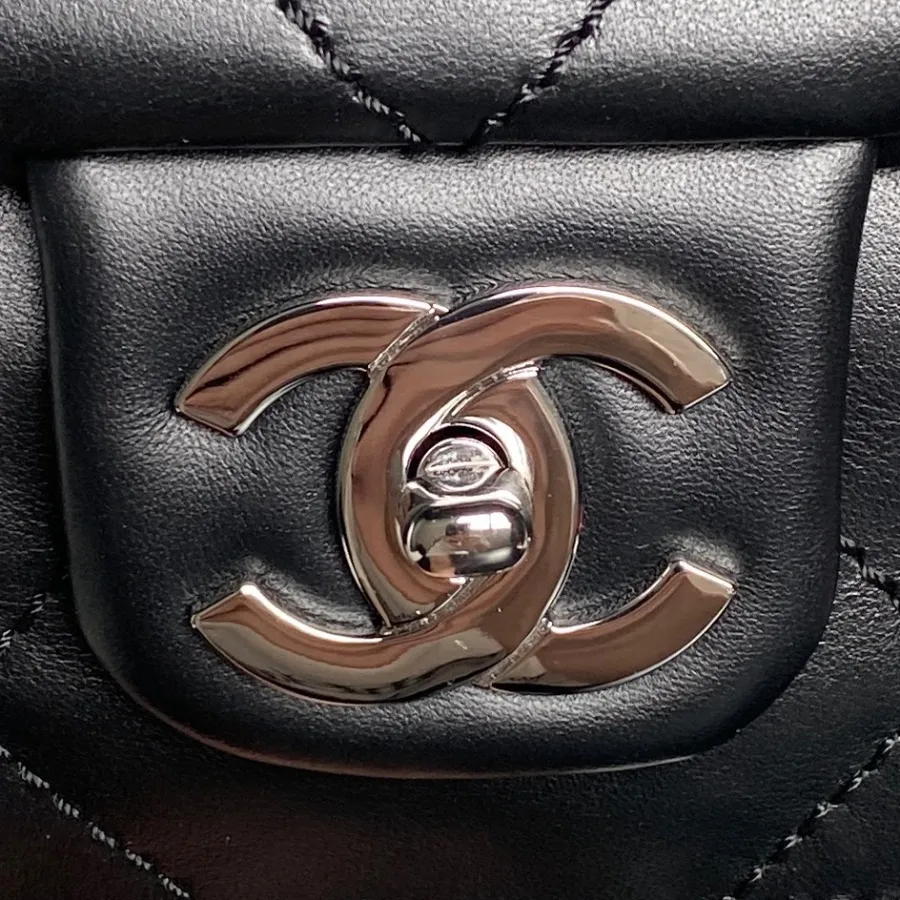 chanel_vintage_paris-london_flap-bag_9902_inside.jpg