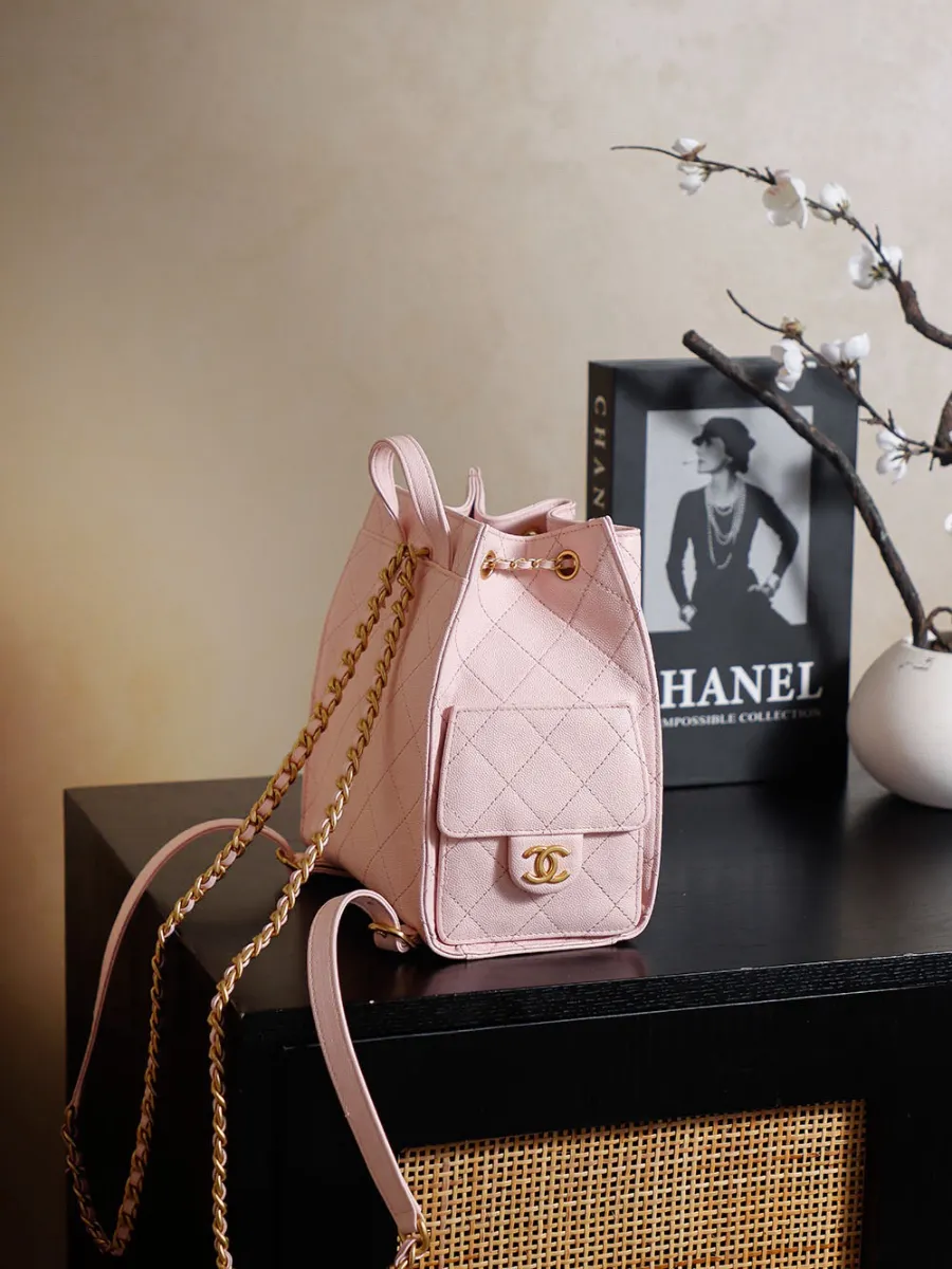 chanel_25b_double_shoulder-bag_backpack_as5600_side.jpg