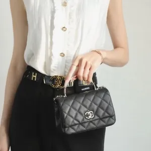 Chanel 2025 핸들 장식 플랩백 18cm (7월)