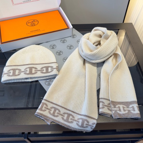 HERMES 에르메스 체인 모티프 울 니트 비니 & 머플러 세트