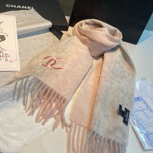 CHANEL 샤넬 양모 그라데이션 머플러