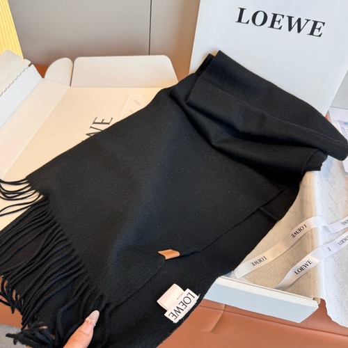 Saint Laurent 여성 하이넥 로고 니트 풀오버