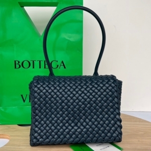 Bottega Veneta 보테가 베네타 2022 패티 탑 핸들백 24cm (2색)