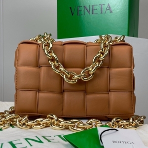 Bottega Veneta 보테가 베네타 2022 체인 카세트백 27cm (2색)