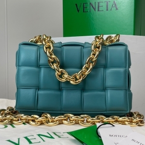 Bottega Veneta 보테가 베네타 2022 체인 카세트백 27cm (2색)