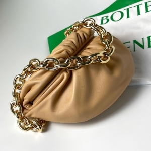 Bottega Veneta 보테가 베네타 2022 파우치 벨트백 22cm (3색)