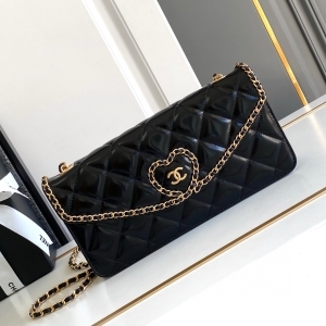 Chanel 샤넬 카프스킨 플랩백 26cm (8월)
