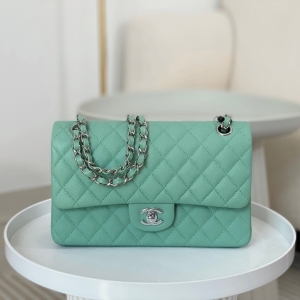 Chanel 샤넬 클래식 미디엄 플랩백 25cm (2색)