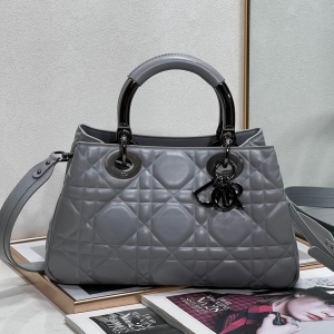 DIOR 디올 2023 레이디백 31cm (2색)
