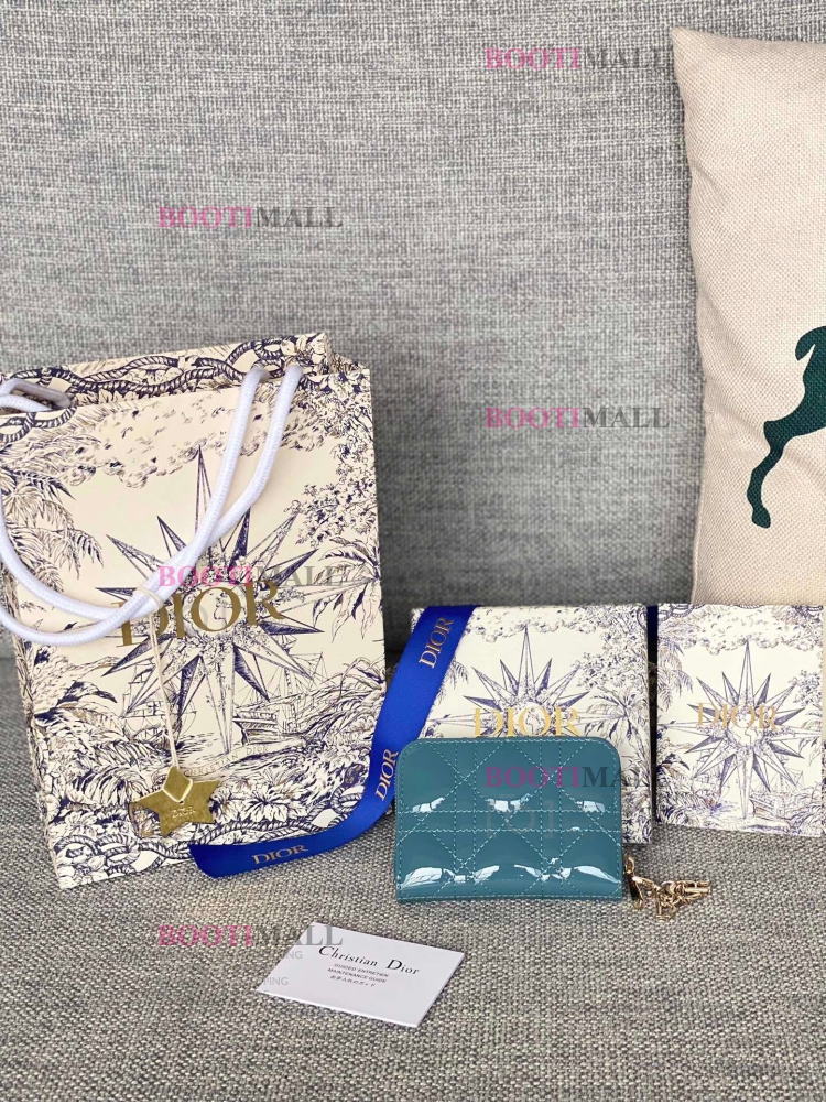 D社 지갑 몽테인 30 12cm (11월)