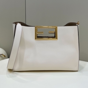 FENDI 펜디 2023 웨이 숄더백 40cm (2색)