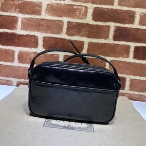 Gucci 구찌 2023 미니 크로스백 22.5cm