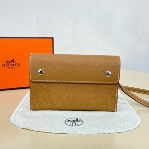 Hermes 에르메스 2024 스냅 월릿 18.5cm (2색) (반수공) (가격상담) (7월)