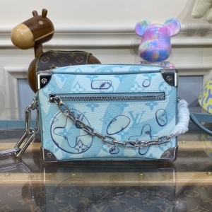 Louis Vuitton 루이비통 2023 미니 소프트 트렁크 18.5cm M22588