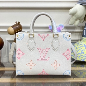 Louis Vuitton 루이비통 2023 온더고 PM 25cm