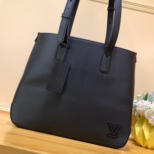 Louis Vuitton 루이비통 2023 패스트라인 토트백 38cm (2색) M22481