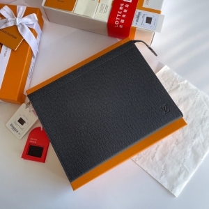 Louis Vuitton 루이비통 2023 포쉐트 보야주 클러치백 27cm M30547