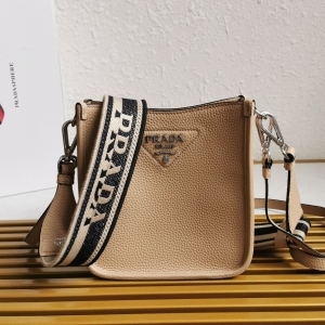 Prada 프라다 2023 레더 미니 숄더백 20cm (2색) 1BH191