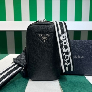 Prada 프라다 2023 미니 크로스백 18cm (3색) 1BP027