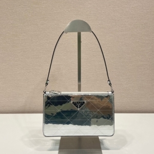 Prada 프라다 2023 브러시드 가죽 미니백 20cm 1BC155