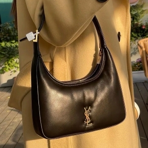 Saint Laurent 생로랑 2025 램스킨 호보백 20cm (3월)