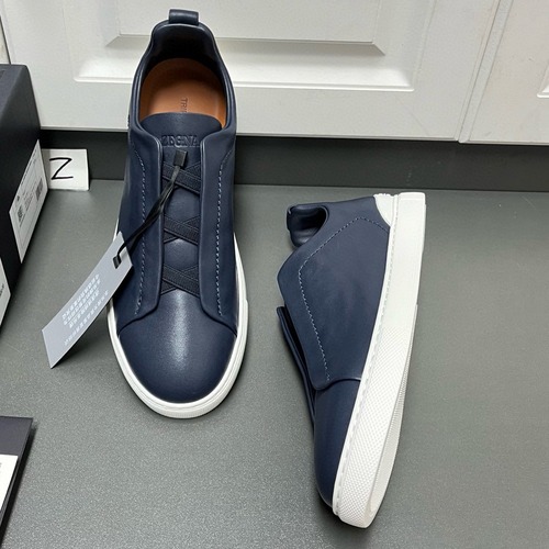 Ermenegildo Zegna 에르메네질도 제냐 TRIPLE STITCH™ SECOND SKIN 소가죽 스니커즈