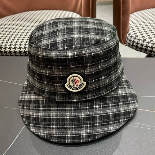 Moncler 몽클레어 p110 몽클레어 복고풍 격자무늬 벙거지 모자 정보없음