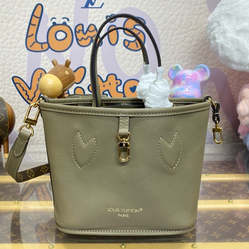 Louis Vuitton 루이비통 네버풀 방돌리에 Inside Out BB 24cm M12109