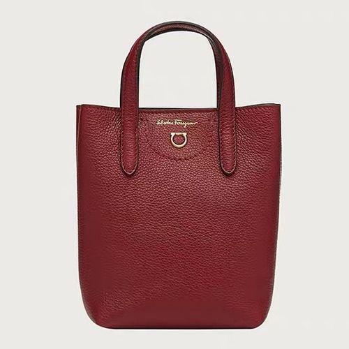 Ferragamo 살바토레 페라가모 FW2023 Gancini 장식 토트백