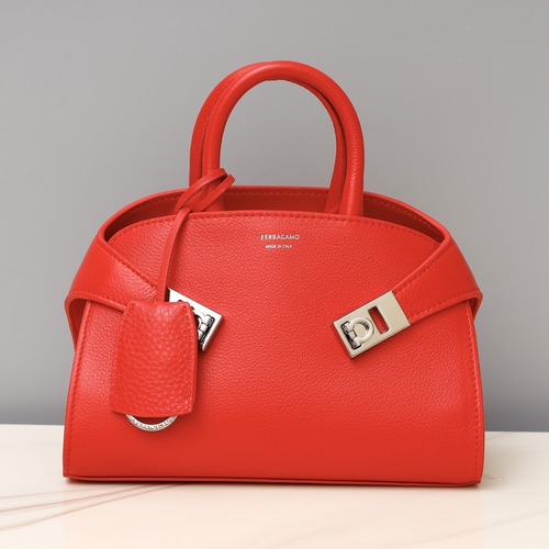 FERRAGAMO 페라가모 허그(HUG) 토트백 미니