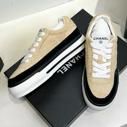CHANEL 샤넬 투톤 플랫폼 테리 스니커즈