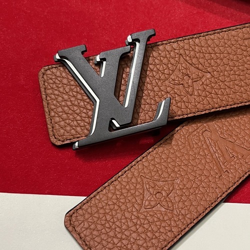 Louis Vuitton 루이비통 루이 비통 토고 패턴 소가죽 남성 벨트