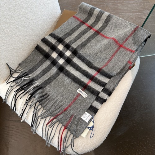 BURBERRY 버버리 클래식 체크 머플러 그레이